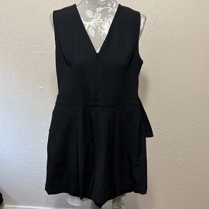 NWT BCBGMaxAzria Black romper Sleeveless Open Back XS